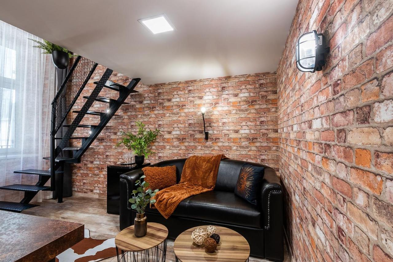 Very Stylish And Central Ac Boedapest